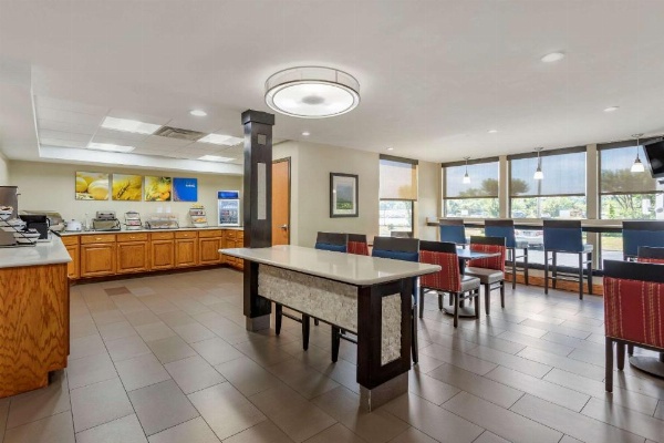 Comfort Inn & Suites Little Rock Airport image 27